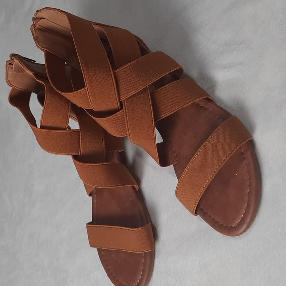 DreamPairs Sandals - Picture 1 of 5